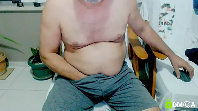 عرض كام LiONTURK