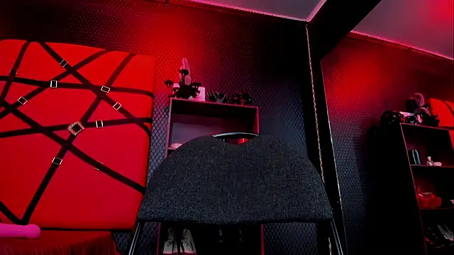 ScarletWais élő XXX-chatje