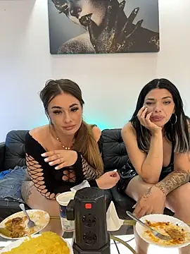 IsabellaEtthan Chat XXX in diretta