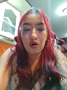 Chatroom XXX en direct de Odett_Sw