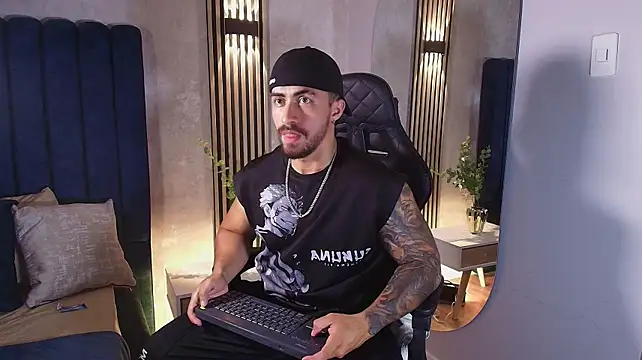 Živý XXX chat Brad_Summer
