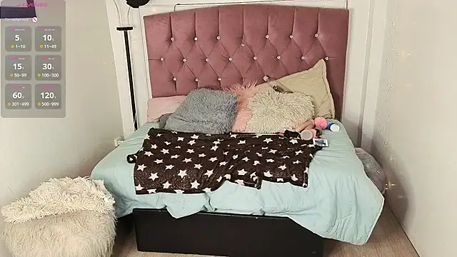 lizha_milf élő XXX-chatje