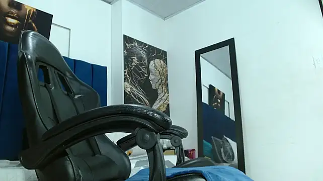 Tatiana_star1 élő XXX-chatje