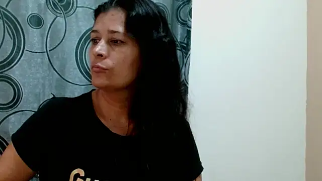 KARYNA_MILF Chat XXX in diretta