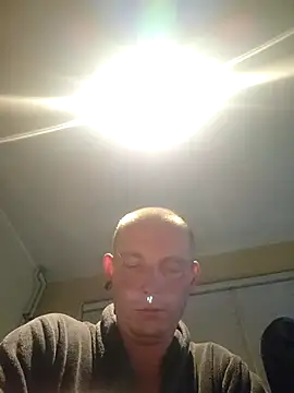 piercingpik Webcamshow