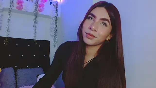 Lyaa_sweet1 élő XXX-chatje