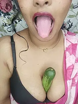 Love_me_7's Webcam Show