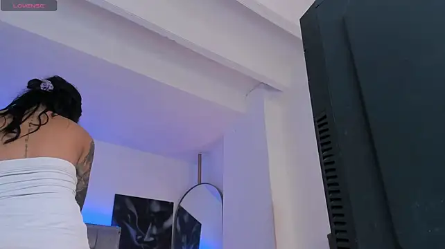 Lua_Foxyn Live XXX chat