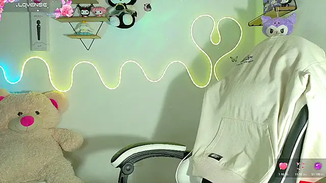 theiamoon's Live XXX Chat