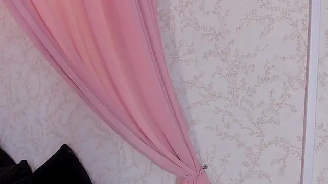 AmmyJones_'s Live XXX Chat