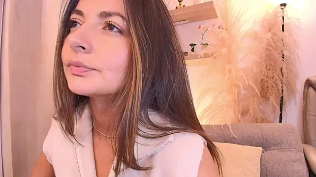 Briana_hill_'s Webcam Show