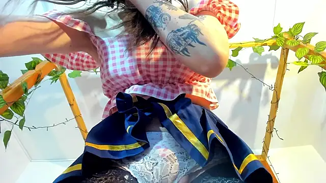 Chat XXX en directo de Lux_Royse