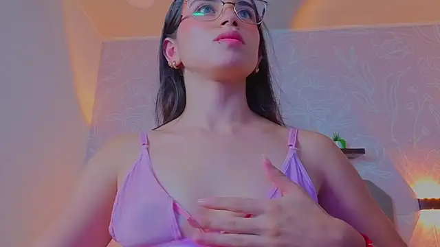 angelica_dymond élő XXX-chatje