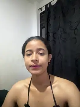 Ruxxxo18's Live XXX Chat