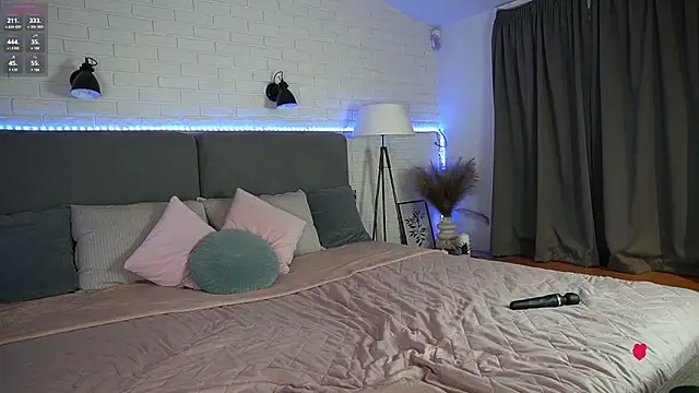 Chat +18 de Hailey_Green ao vivo