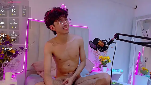 XXX chat uživo modela Twink_Sebas7