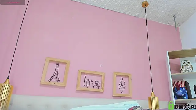 leylla_ élő XXX-chatje