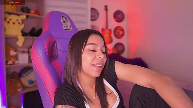 madelyn_rose_'s Live XXX Chat