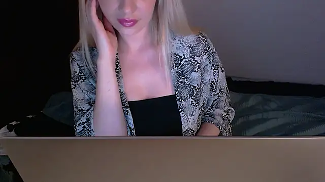 Lia_noo_regrets Adlı Modelin Canlı XXX Sohbeti