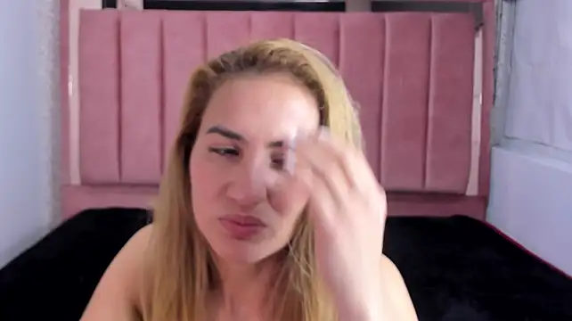 Megan__Hot___n Live XXX chat