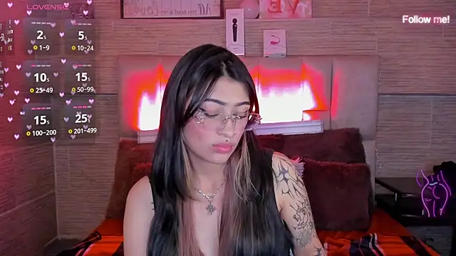 mia_devine_'s Live XXX Chat