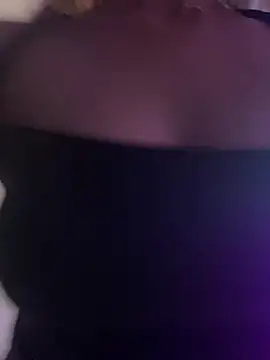 aly_16n Live XXX chat