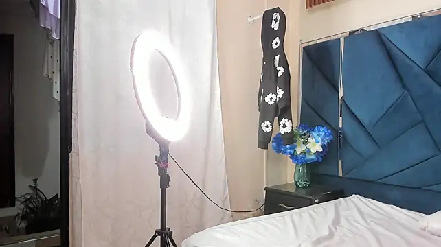 MegaanDelgadon Live XXX chat