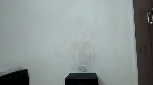 Brown_babez élő XXX-chatje