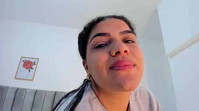 Umarani_'s Live XXX Chat
