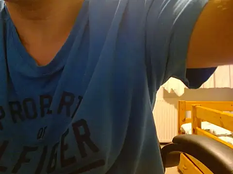 cuteboy00900's Webcam Show