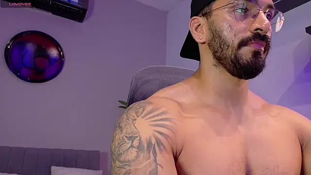 Chat XXX Live tony_muscle