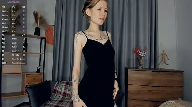 EstellaZion's Live XXX Chat