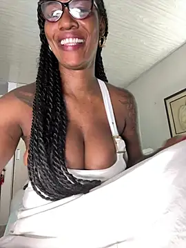 Bustykeyla Live XXX Chat