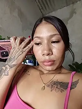 Rous-squirn Live XXX chat