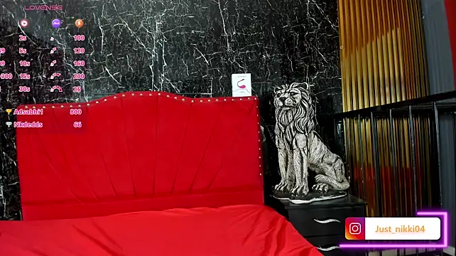 _nicolesweet élő XXX-chatje