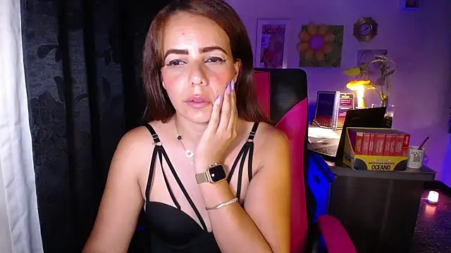 danielle_rose_1 élő XXX-chatje