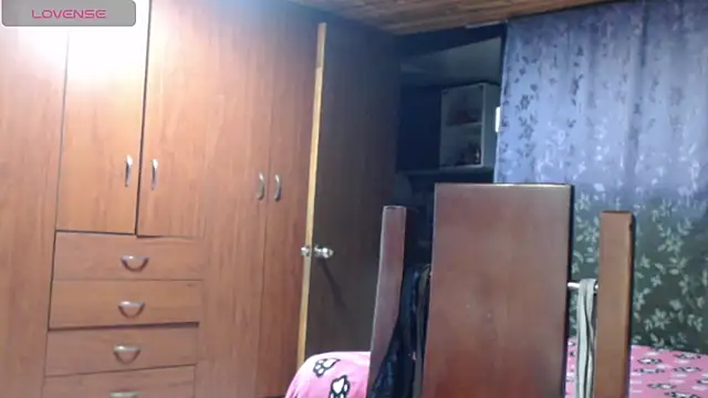 Živý XXX chat miia-big1boobs_