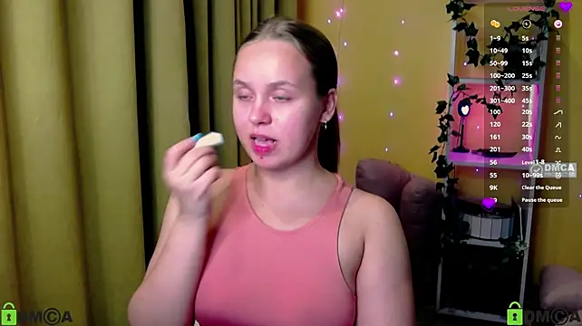 Lilysweet13 – Naživo XXX chat
