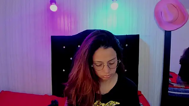 nicky_angel1 élő XXX-chatje