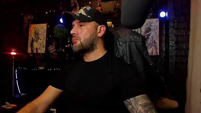 Chat XXX en directo de LexHardy