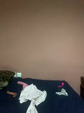 Spicy_kitty1's Webcam Show