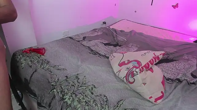Rihanna_hotx 现场XXX聊天