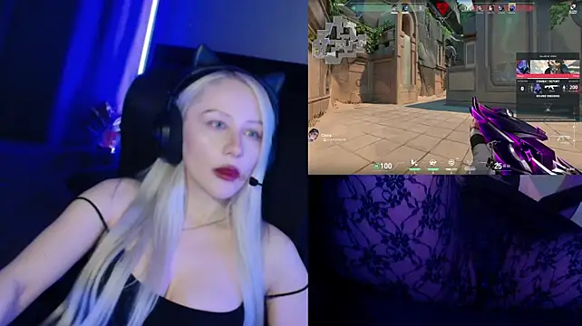Онлайн чат XXX roxxyrowe