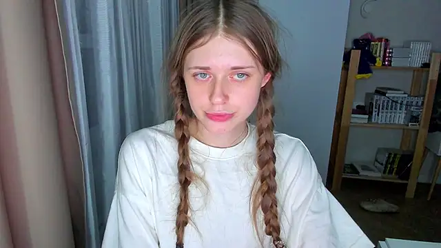 hakulissa Chat XXX in diretta