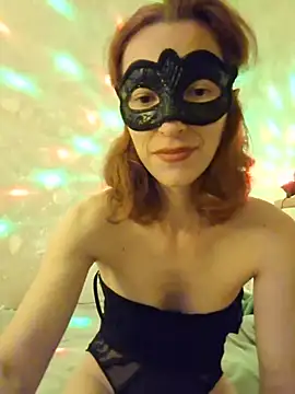 Chatroom XXX en direct de xRedHair
