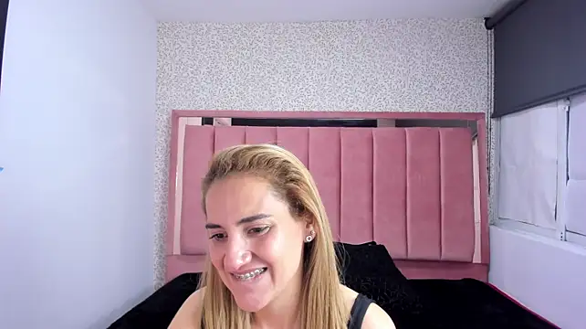Megan__Hot___'s Live XXX Chat