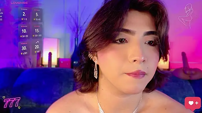 Creamy_Angelo élő XXX-chatje