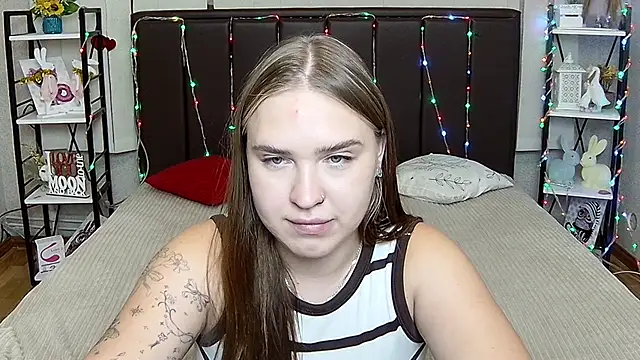 LauraHlotn Live XXX chat
