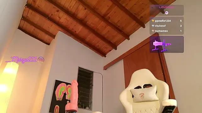 XXX chat uživo modela Maryybellax