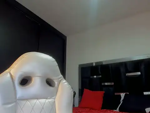 Chat XXX ao vivo de Miranda_bigcock3